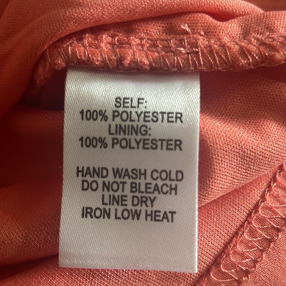 Lulus love poem dress in coral . Size small - Picture 10 of 10